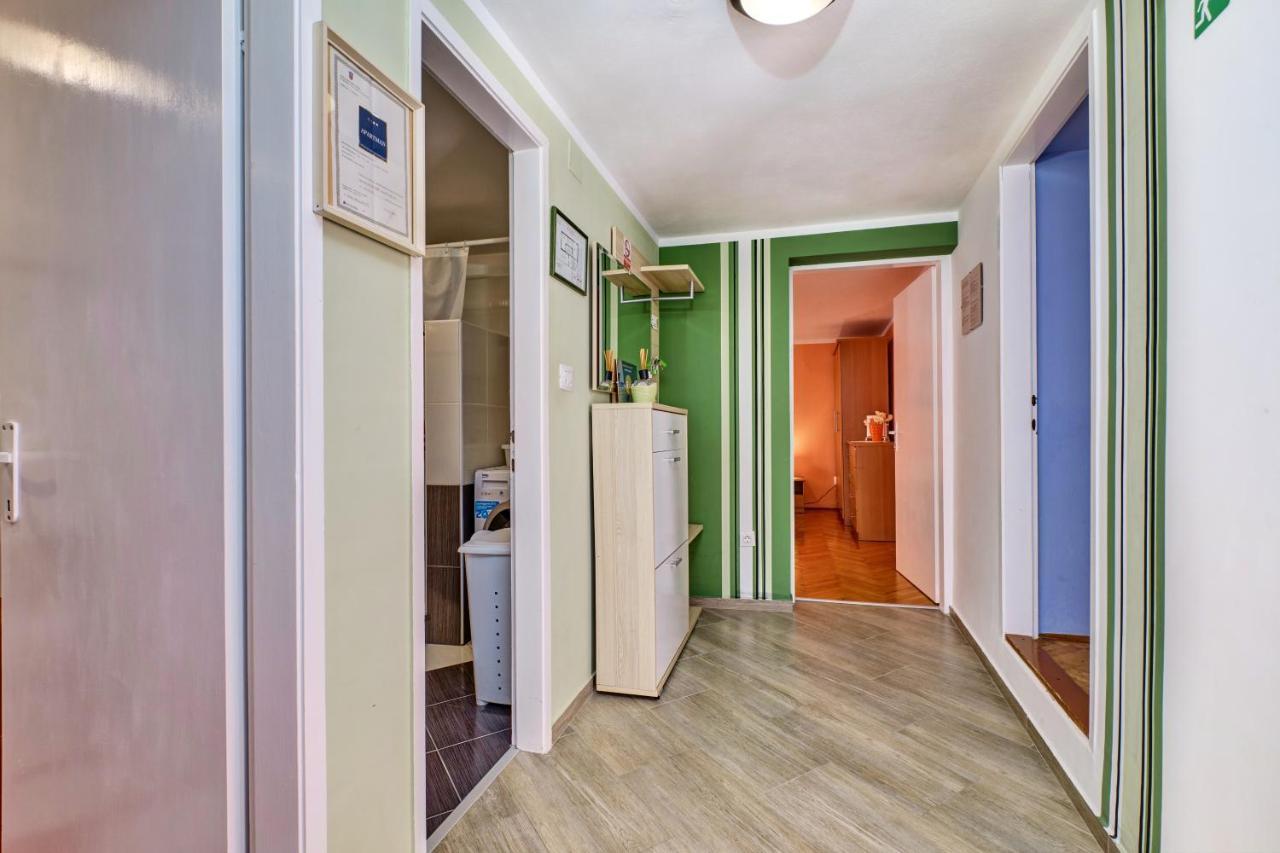 Ljubica Apartment *